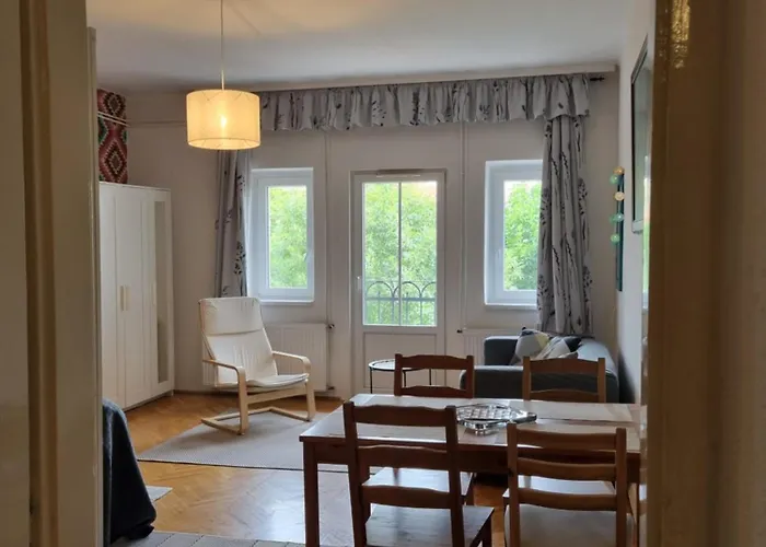 Tranquil With Aircondition, Near Buda Castle Apartament
