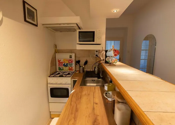 Tranquil With Aircondition, Near Buda Castle Apartament *