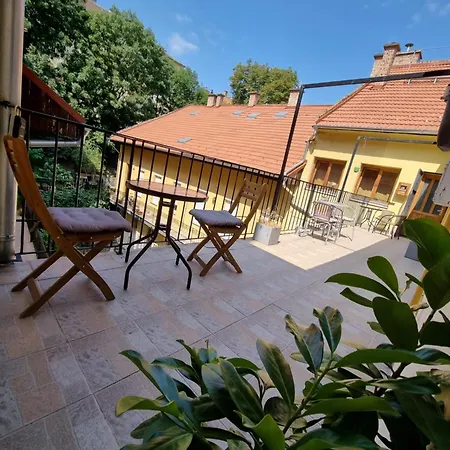 Tranquil With Aircondition, Near Buda Castle Appartement *
